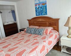 Toàn bộ căn nhà/căn hộ Beach Vibes And Fun Colors In The Seashell Suite (East Wareham, Hoa Kỳ)