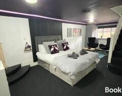Cijela kuća/apartman Trendy 1 Bed Apartment, 2 Levels (Birmingham, Ujedinjeno Kraljevstvo)