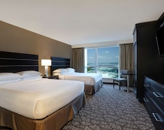 Hotel Embassy Suites by Hilton Niagara Falls Fallsview (Niagara Falls, Canada)