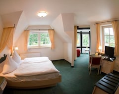 Khách sạn Landhotel Menke (Brilon, Đức)