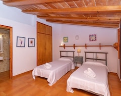 Tüm Ev/Apart Daire 4 Bedroom Villa, With Private Pool And Bbq, Cala San Vicente (Cala San Vicente, İspanya)