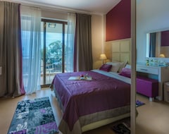 Khách sạn Greek Pride Cronwell Rahoni Hotel (Nea Skioni, Hy Lạp)