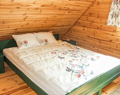 Koko talo/asunto 2 Bedroom Accommodation In Stepnica (Stepnica, Puola)