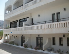 Hotel Efi (Malia, Greece)