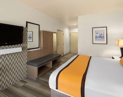 Khách sạn Holiday Inn Express & Suites Garden Grove-Anaheim South (Garden Grove, Hoa Kỳ)