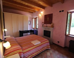 Toàn bộ căn nhà/căn hộ Apartment Residenz Euroville In Luino - 4 Persons, 2 Bedrooms (Germignaga, Ý)
