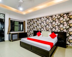 Khách sạn OYO 12230 Hotel MVM Inn and Restro (Faridabad, Ấn Độ)