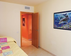 Koko talo/asunto 2 Bedroom Accommodation In Pineda De Mar (Pineda de Mar, Espanja)