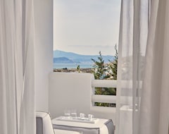 18 Grapes Hotel (Agios Prokopios, Grækenland)