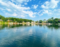 Casa/apartamento entero Lake Home On The Beautiful Lake Charlotte (Buffalo, EE. UU.)