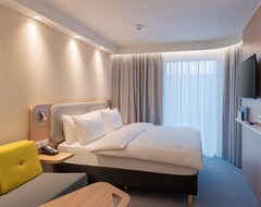 Holiday Inn Express And Suites Potsdam, An Ihg Hotel (Potsdam, Alemania)