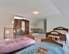 Cijela kuća/apartman Le Rocher Nid De Pie (Saint-Marc-le-Blanc, Francuska)