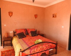 Hele huset/lejligheden Villa Lorangeraie 1 Berber Family Tent For 4 People. (Sidi Kacem, Marokko)