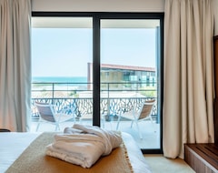 Otel Roz Marine Thalasso Resort (Perros-Guirec, Fransa)