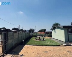 Toàn bộ căn nhà/căn hộ Kingsley Executive Villa (Boksburg, Nam Phi)