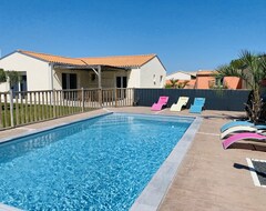 Cijela kuća/apartman 3 Bedroom House With Swimming Pool Near La Rochelle And Beaches (Vérines, Francuska)