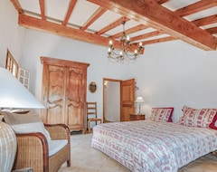 Toàn bộ căn nhà/căn hộ 3 Bedroom Accommodation In Taulis (Taulis, Pháp)