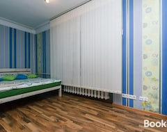 Entire House / Apartment Dvukhkomnatnaia Kvartira Studiia. (Kiev, Ukraine)