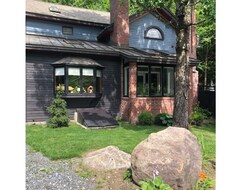 Toàn bộ căn nhà/căn hộ Comfy Cottage In Adirondack Sportsmans Paradise (Stony Creek, Hoa Kỳ)