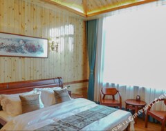 Airen Ecological Hotel (Jingyu, Çin)