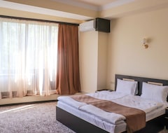 Yerevan Centre Hotel (Yerevan, Armenia)