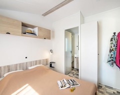 Toàn bộ căn nhà/căn hộ Camping L'Océan - Cottage Grand Confort Tv 3 Rooms 4 People 2 Bathrooms (Brem-sur-Mer, Pháp)