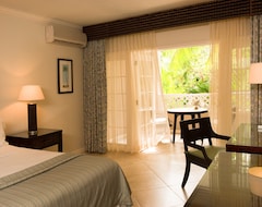 Hotel Casuarina Beach Resort Bridgetown (St. Lawrence, Barbados)