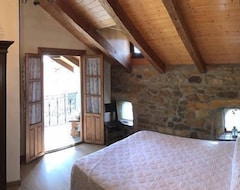 Toàn bộ căn nhà/căn hộ Quinta Fredes Accommodation For 5 People (Villaescusa la Sombría, Tây Ban Nha)