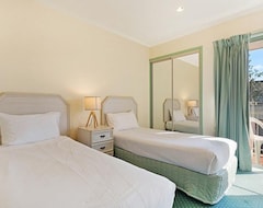 Hotel Tuscany Apartments (Merimbula, Australia)
