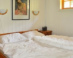 Entire House / Apartment 4 Star Holiday Home In Åram (Selje, Norway)