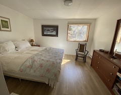 Tüm Ev/Apart Daire Lakeside 4 Bedroom Home On Buck Lake Near Kingston (Perth Road, Kanada)
