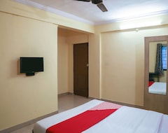 Hotel OYO 18270 Eon Studio Apartments (Pune, India)