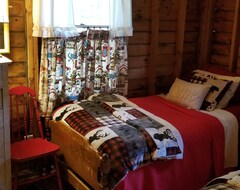 Cijela kuća/apartman Whispering Pines Lakefront Cabin (Durham, Sjedinjene Američke Države)