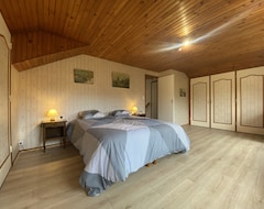 Toàn bộ căn nhà/căn hộ Cosy Holiday Home For 10 Persons In The French Ardennes (Wadelincourt, Pháp)