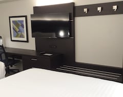 Hotel Holiday Inn Express & Suites Mississauga-Toronto Southwest (Mississauga, Canada)