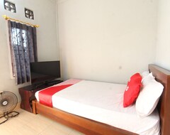 Hotelli Oyo 93267 Barokah Rooms Syariah (Praya, Indonesia)