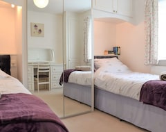 Cijela kuća/apartman 3 Bedroom Accommodation In Kenton (Ketton, Ujedinjeno Kraljevstvo)