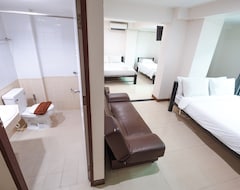 Hotel D-Well Residence@donmuang (Bangkok, Thailand)