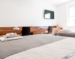 Hotelli Apartments And Rooms Bama (Litija, Slovenia)