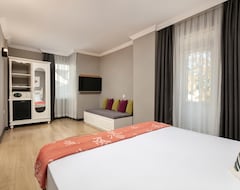 Khách sạn Azuu Hotel (Antalya, Thổ Nhĩ Kỳ)