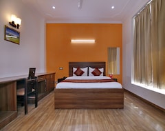 Khách sạn OYO 13051 Alarians Stay (Gurgaon, Ấn Độ)