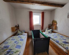 Tüm Ev/Apart Daire Comfortable House With Spacious Balcony (Hüttenrode, Almanya)
