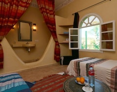 Hele huset/lejligheden Traditional Villa With 4 Suites And Swimming Pool For Families (Ait Daoud, Marokko)