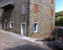 Cijela kuća/apartman Village Apartment (Sainte-Lucie-de-Tallano, Francuska)