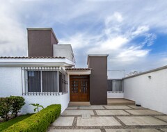 Toàn bộ căn nhà/căn hộ Beautiful House In The Best Area Of Aguascalientes (Pabellon de Arteaga, Mexico)