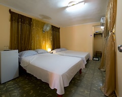 Hotelli Bluerooom&cari Y Familia (Trinidad, Kuuba)