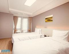 Khách sạn Sollago Myeongdong Hotel & Residence (Seoul, Hàn Quốc)