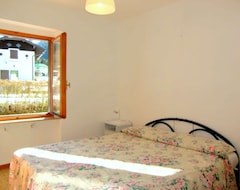 Casa/apartamento entero In A Sunny Position In The Nature, Nearby The Lake Ledro (Ledro, Italia)