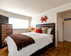 Hotel To The Beach Cottage (San Clemente, USA)
