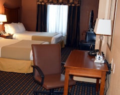 Holiday Inn Express Hotel & Suites Suffolk, An Ihg Hotel (Suffolk, ABD)
